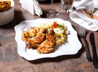 Cartofi franțuzești cu ceafă de porc