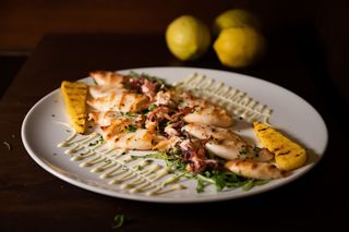 Calamaretti alla griglia con polenta CodARt 904