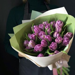 Букет лілових піоноподібних тюльпанів (25шт)