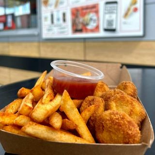 Zestaw nuggetsy + frytki