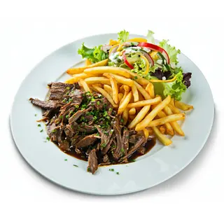 Carne Mechada Con Papas Fritas Y Ensalada