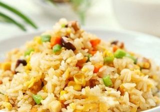 Riso con verdure 蔬菜饭