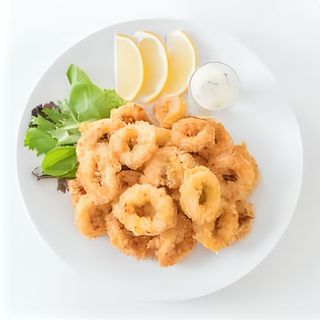 Calamars Frits À La Sauce Tartare