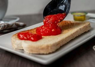 Tostada Con Tomate Y Aceite De Oliva