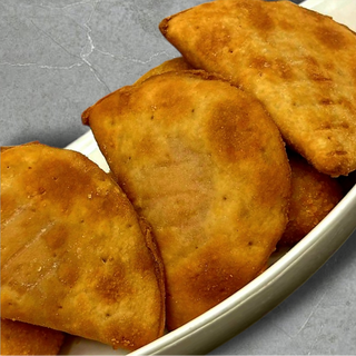 Panzerottini pomodoro e mozzarella  8 pezzi