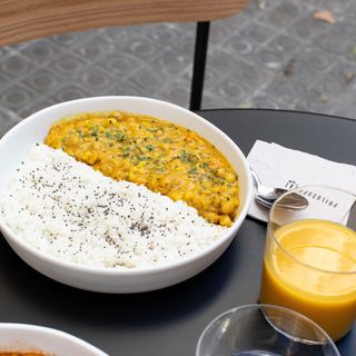 Curry Vegano de Garbanzos con Arroz Basmati