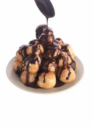 Profiteroles al cioccolato