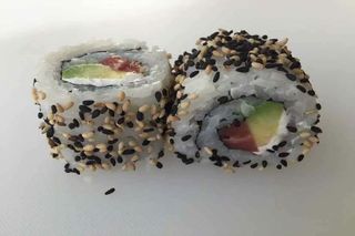 Salmón Roll (8 Pzs.)