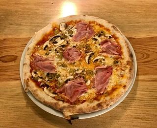 Pizza Fiambre