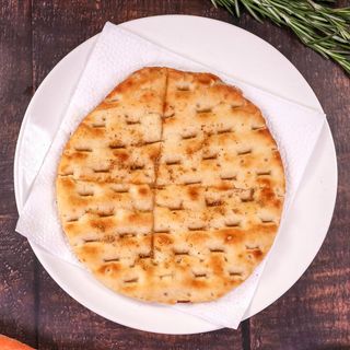 Пърленка с масло и шарена сол (15см)