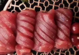 Sashimi Atún (4 Uds.)