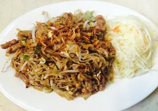 Udon smażony z wołowiną