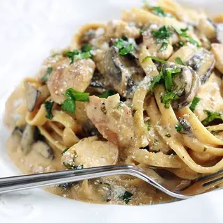 Poulet aux champignons 
