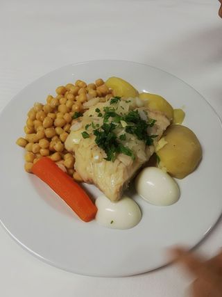 Bacalhau Cozido com Todos