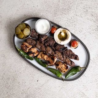 Parrillada Mixta Tradicional - media ración