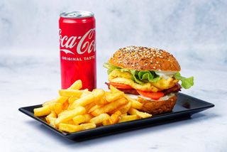 BLT bagel + pomfrit + Coca Cola 0,33 l