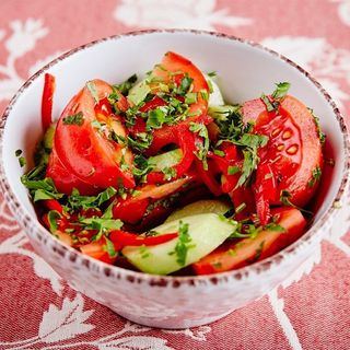 კიტრი-პომიდვრის სალათი