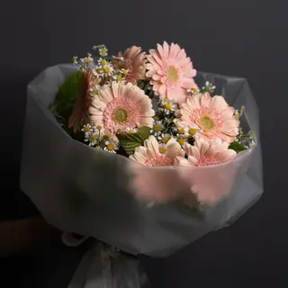 Buchet cu Gerbere si Musetel