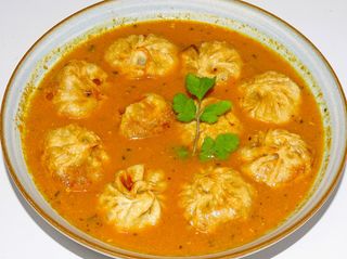 Chicken soup momo