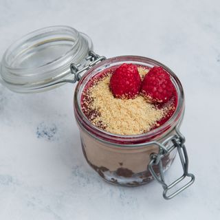 Šrilankanski čokoladni kolač s keksom