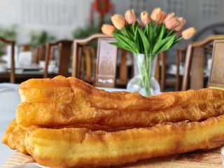 304 Zlatni štapići od prženog testa