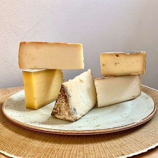 Quesos Para Una Reunión De 8