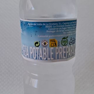 Agua mineral natural con gas 50ml 50ml