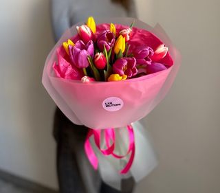 15 тюльпанов