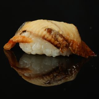 25. Nigiri Anguila (1 Pza.)