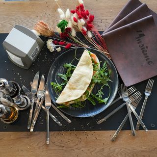 Piadina cu prosciutto crudo