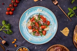 Salata prosciutto crudo