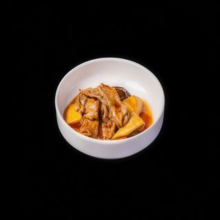 168. Manzo con bambu' e funghi