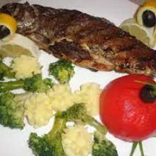 Риба Пъстърва със задушени броколи