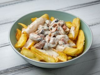 М'ясо мідій з картопляними діпами (300/150g)