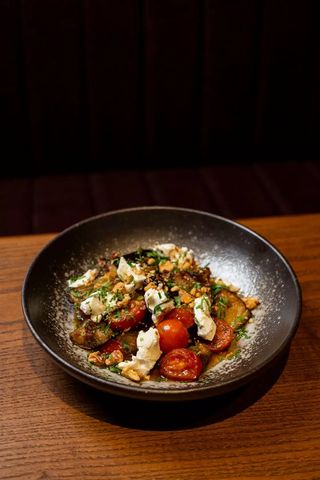 Теплый салат с баклажанами/ Salata caldă cu vinete