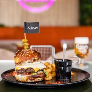 Atrium burger