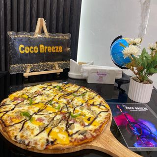 Pizza Coco Breeze