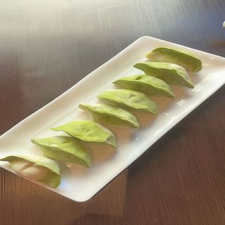 26. Gyozas fritas de gambas
