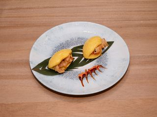 Gua bao con filetti di pollo in salsa teriyaki e sesamo