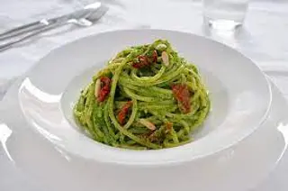 Spanaci pasta