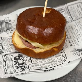 Hamburguesa Con Queso