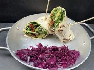Hummus wrap
