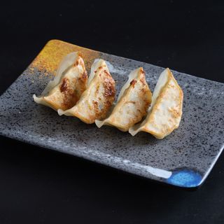 10.Gyoza de pollo a la plancha (4uds.)