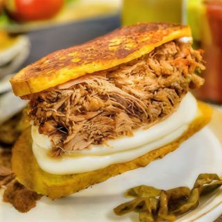 Cachapa De Carne Mechada (1 Ud.)