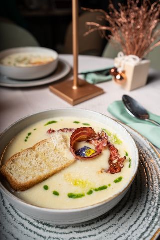 Supă cremă de praz cu bacon crocant 300 ml