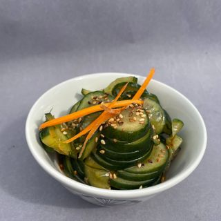 Chrupiący ogórek - pikantny