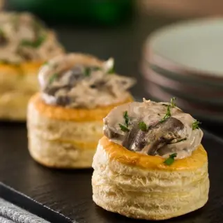 Volovan Relleno De Boletus Y Setas A La Crema