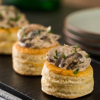 Volovan Relleno De Boletus Y Setas A La Crema