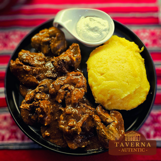 Ficatei trasi la tigaie cu mamaliguta si mujdei