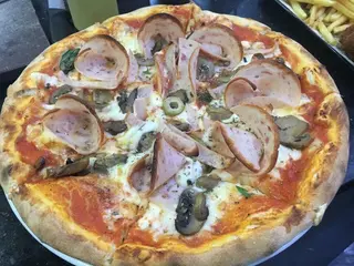 Pizza Queen